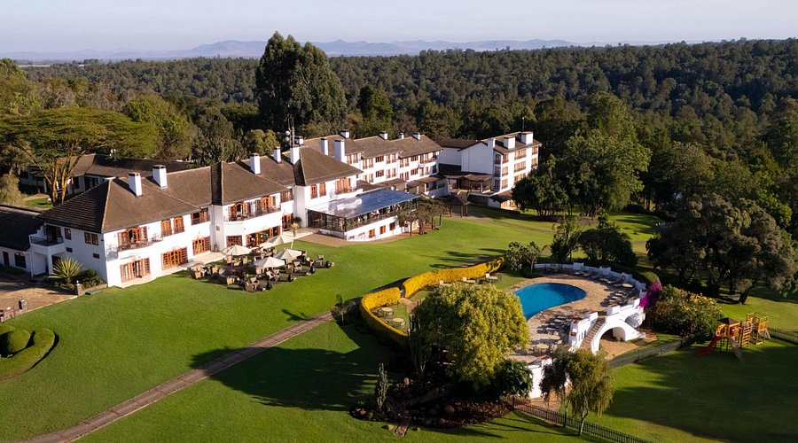 Fairmont Mount Kenya Safari Club